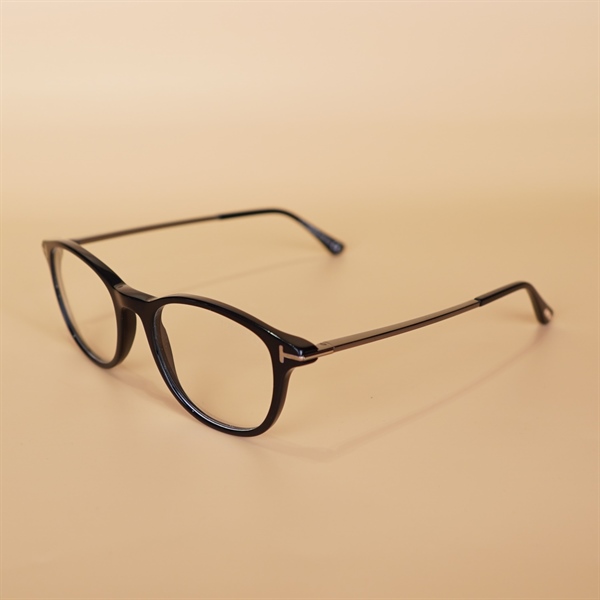 Kính Tom Ford gọng tròn KG+