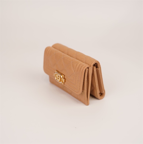 Ví Chanel gập 3 màu kem+