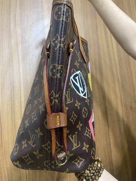 Túi LV neverfull LV nhiều logo lòng đỏ+
