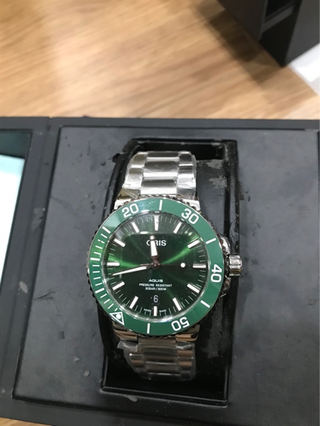 Đồng hồ nam ORIS mặt xanh lá KG+