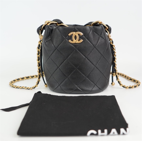 Túi Chanel Nóe màu đen KG+