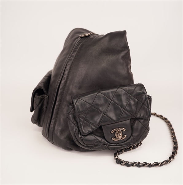 Balo Chanel túi nhỏ dáng bầu (17215337) +