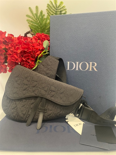 Túi Dior yên ngựa đen KG+