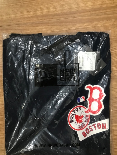 Áo Xanh Đen Chữ B đỏ KG+