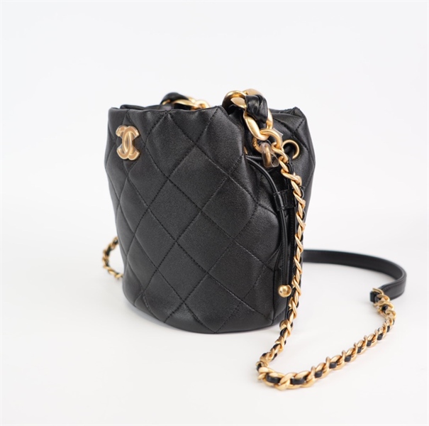 Túi Chanel Nóe màu đen KG+