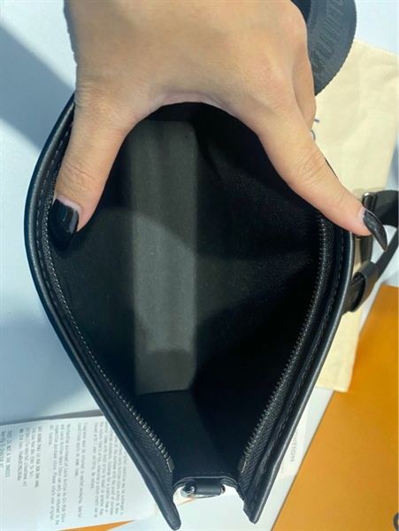 Túi LV họa tiết đen +