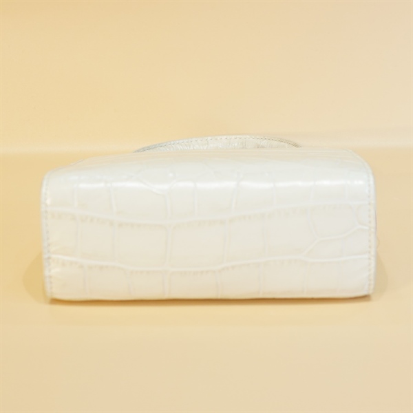 Túi xách By Far trắng sữa KG+