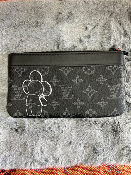 Ví LV dài đen miệng túi viền da+