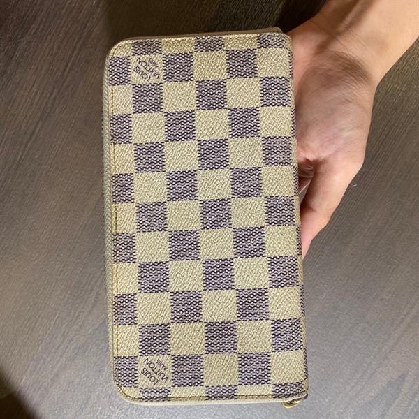 Ví LV kem khoá kéo KG+