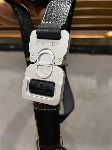 Túi đeo Dior đen KG+