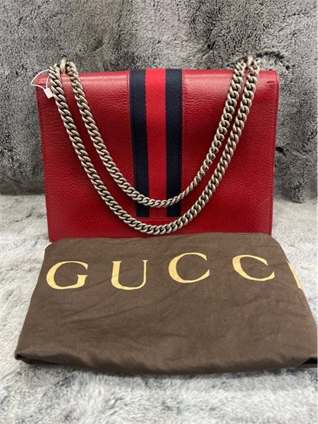 Túi GC đỏ đầu rồng thêu hoa+