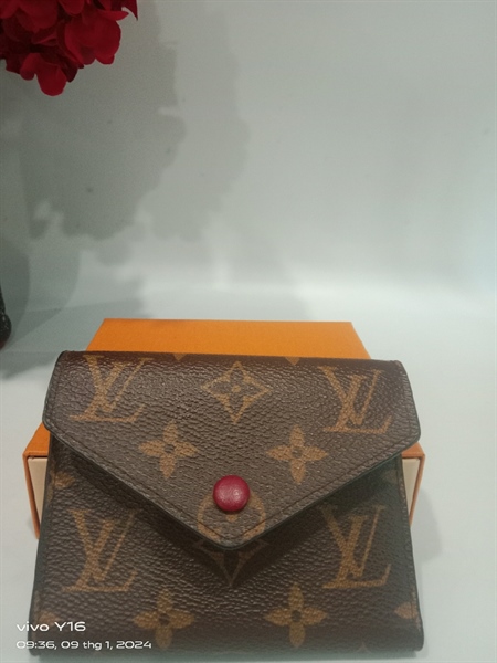 Ví LV ngắn gập 3+