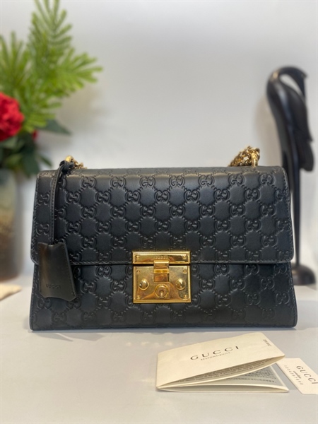 Túi Gucci đen khóa vàng KG+