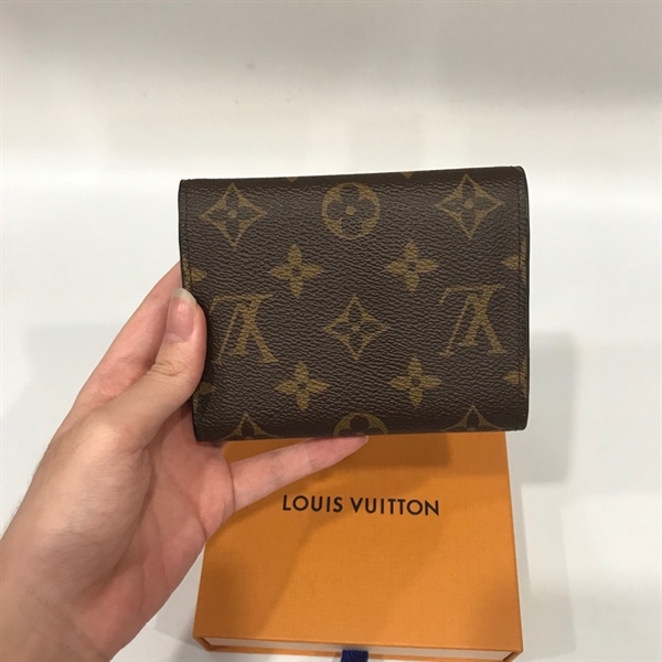 Ví LV ngắn nút bấm +