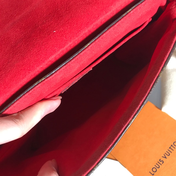 Túi LV ổ khoá KG+