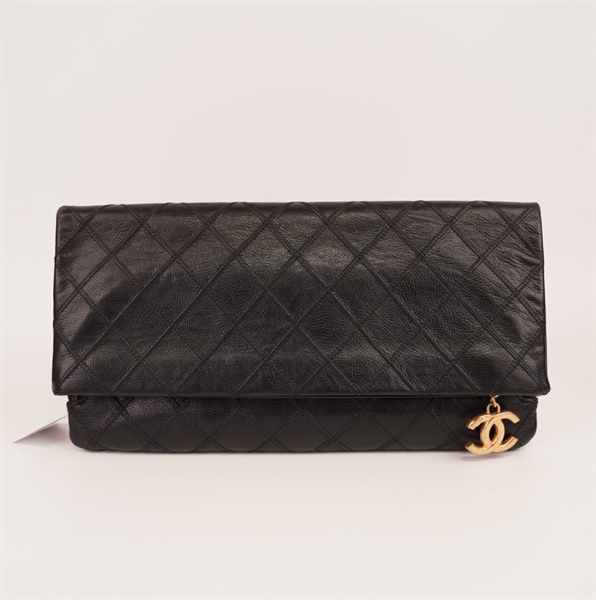 Túi Chanel kẹp nách hình chữ nhật ++