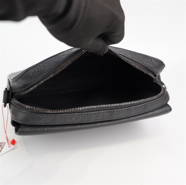 Túi LV đeo chéo hoa đen +