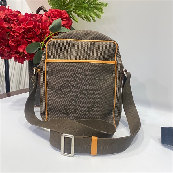 Túi LV sọc vàng KG+