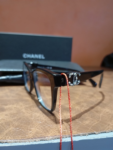 Kính Chanel gọng cận đen KG+