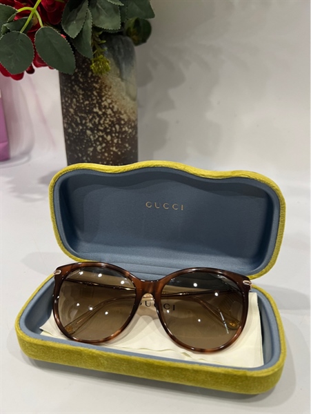 Kính Gucci nâu KG+