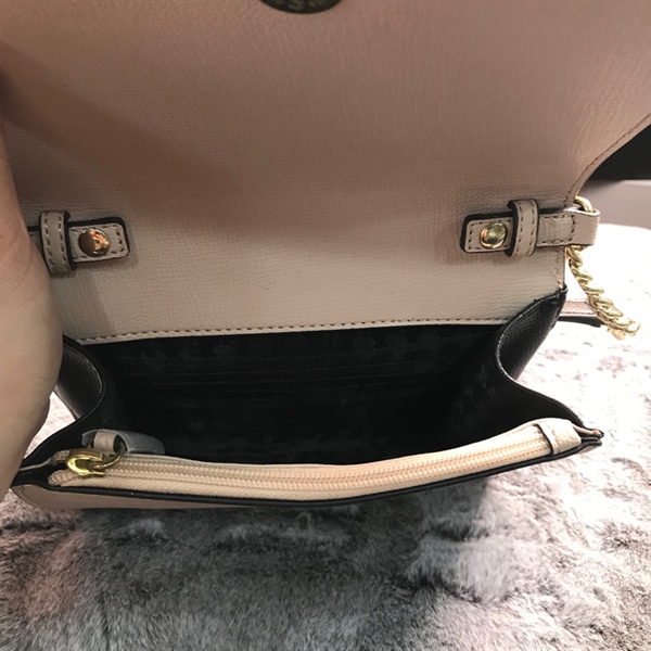 Túi xách Karl Lagerfeld màu kem sữa KG+