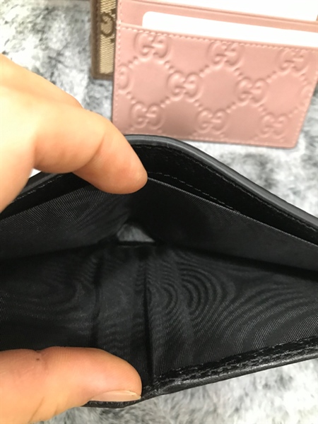 Ví GG Đen Con ong Nhỏ+