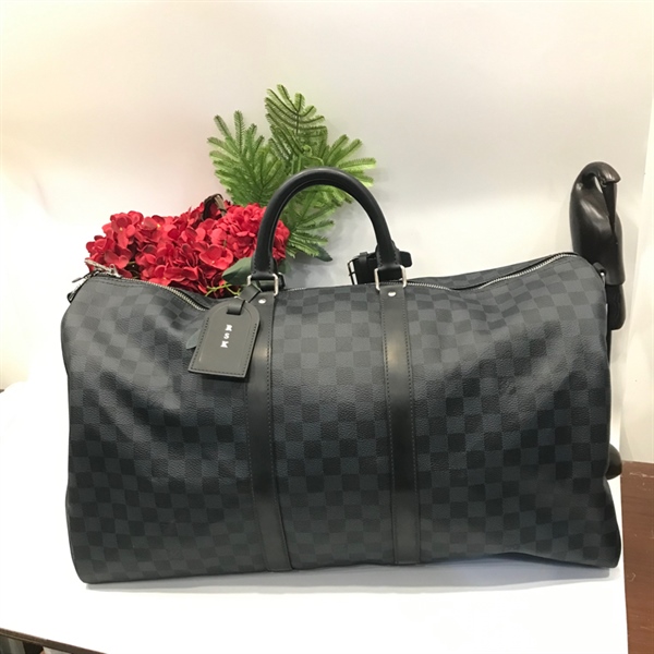 Vali cầm tay LV ô đen lớn KG+