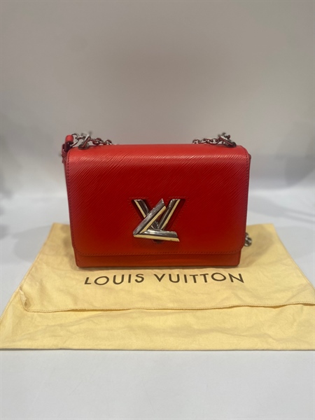 Túi LV đỏ chữ trắng +