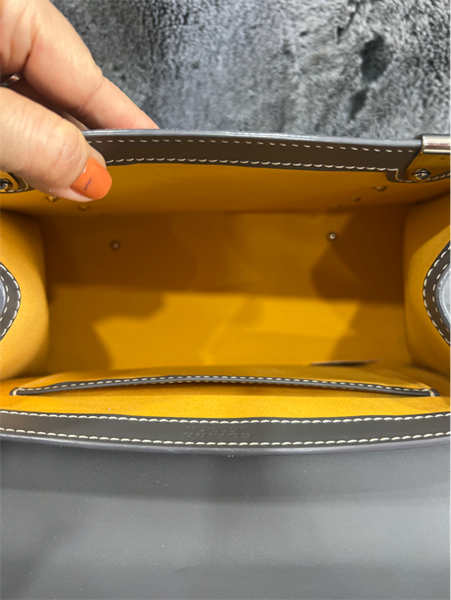 Túi Goyard xám quai gỗ+