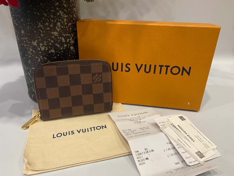 Ví LV ô nâu nhỏ +