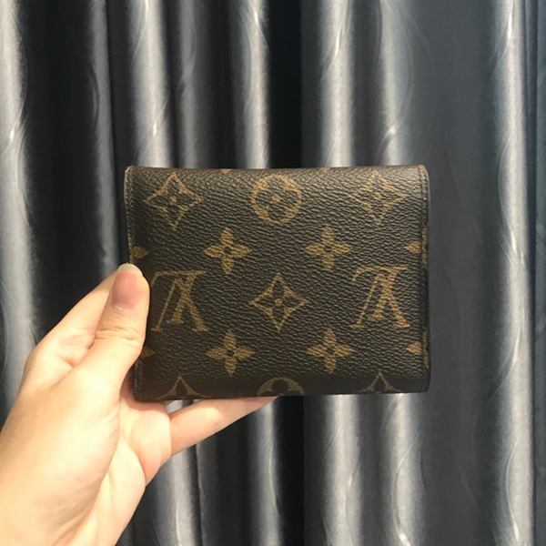 Ví LV +