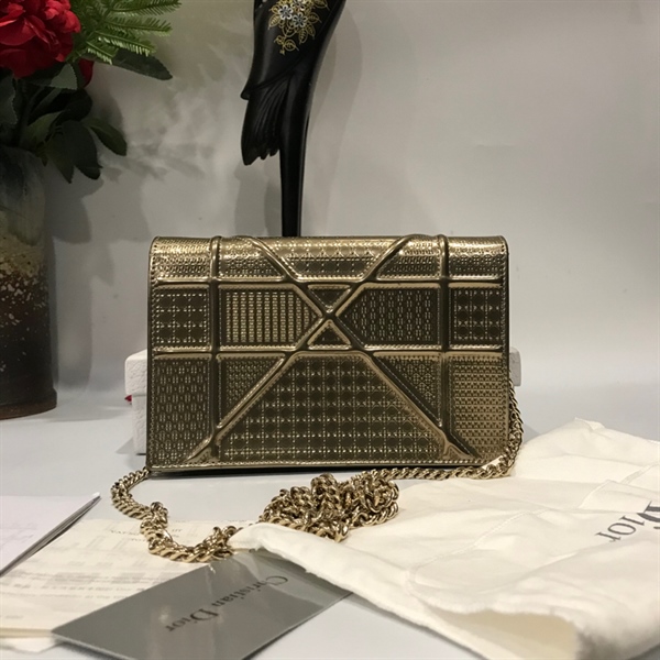 Túi xách Dior trắng KG+