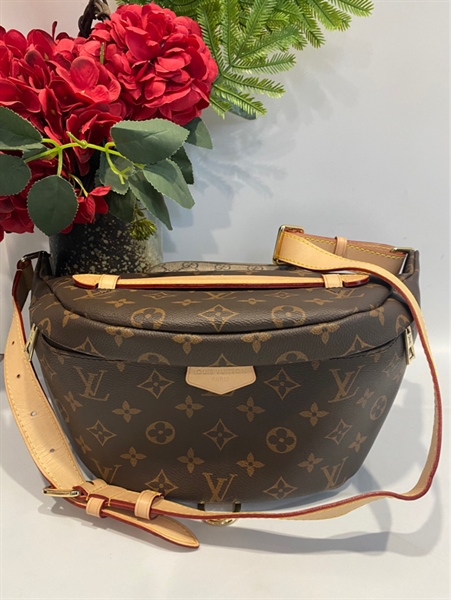Túi LV bumbag hoa nâu