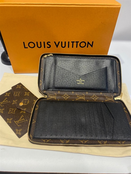 Ví LV hoa nâu ( set 2)