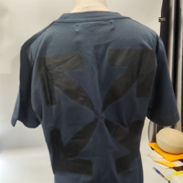 Áo thun Off-white Darkblue S KG