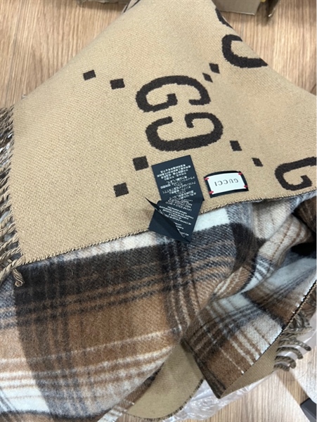 khăn choàng GG nâu+