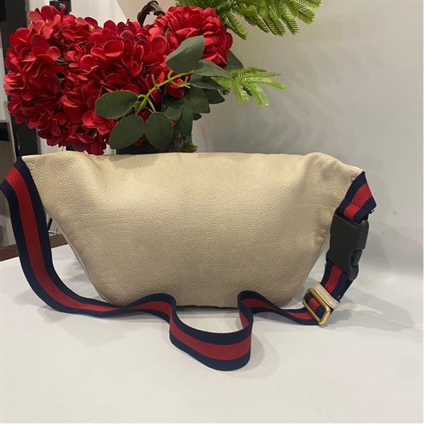 Túi Gucci trắng sọc KG+