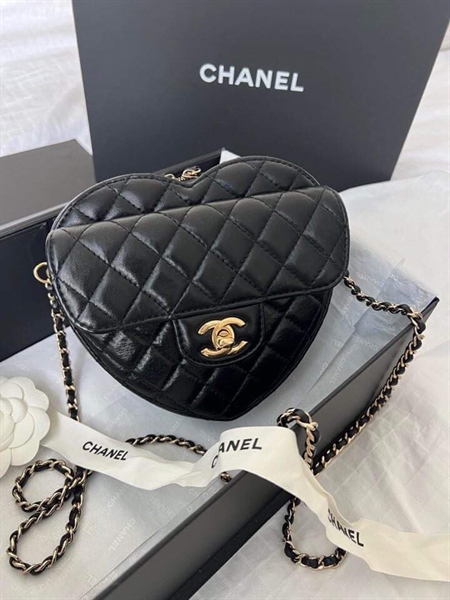 Túi Chanel heart màu đen +