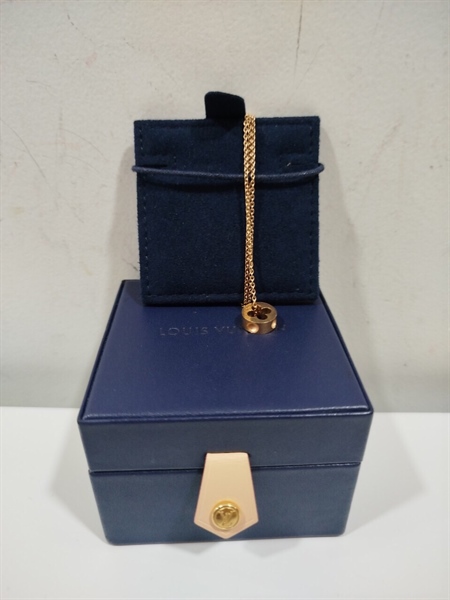 Dây Chuyền LV Mặt Hoa+