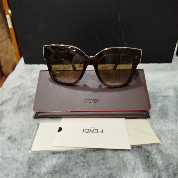 Kính Fendi gọng nâu loang đậm KG+