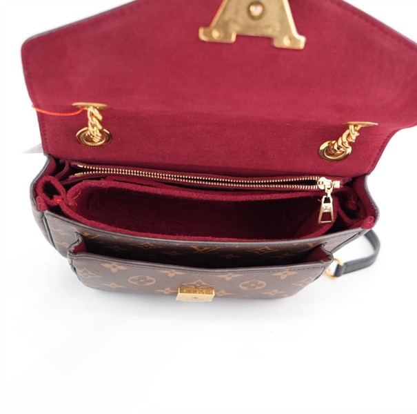 Túi LV hoa nâu logo đen (lót form) 22cm +