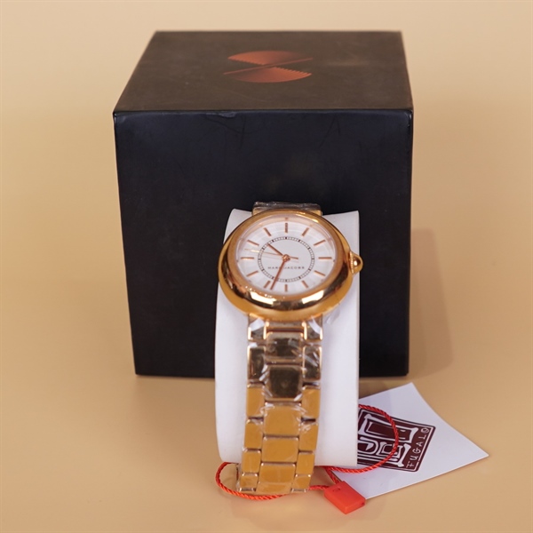 Đồng hồ nữ Marc Jacobs dây vàng đồng KG+