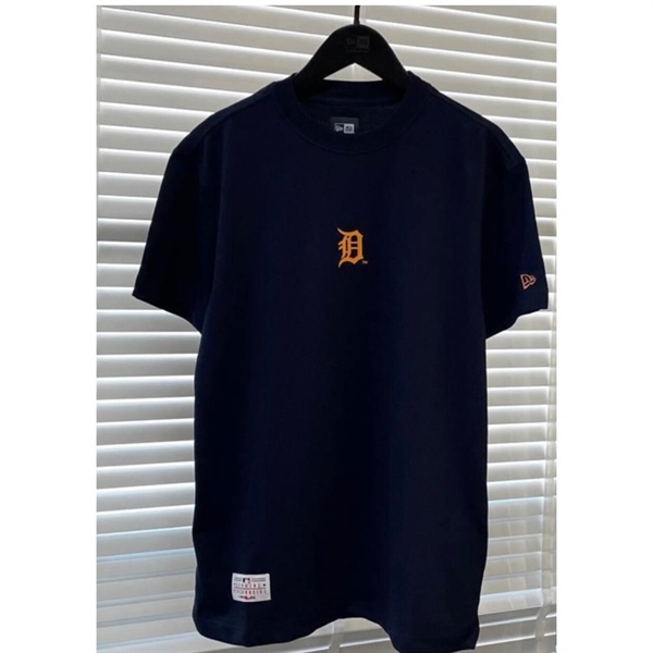 Áo NEW Era chữ B cam xanh đen KG+