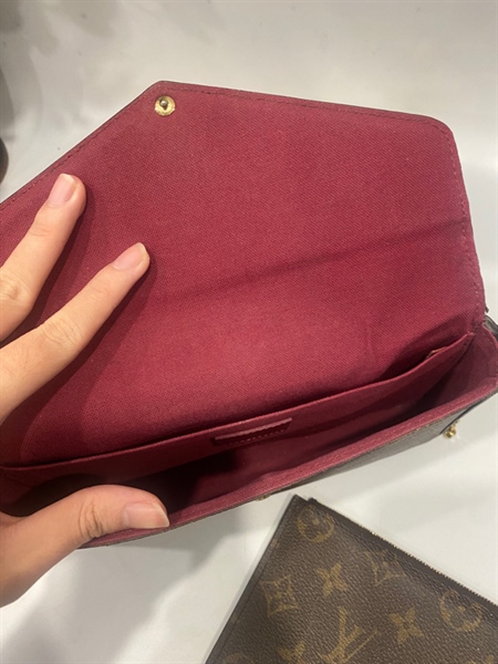 Túi LV 2 túi lòng đỏ KG+