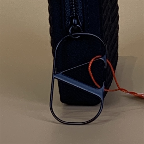 Ví Đựng Mỹ Phẩm VAlentino Đen KG+