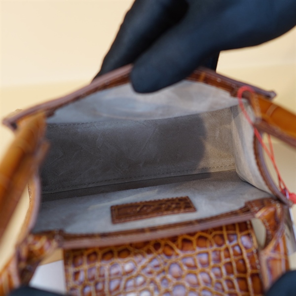 Túi xách By Far da nâu KG+