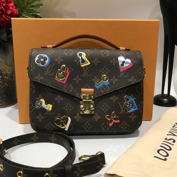 Túi LV khóa KG+