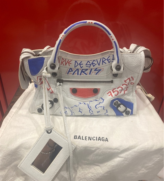 Túi Balenciaga Le City trắng in chữ