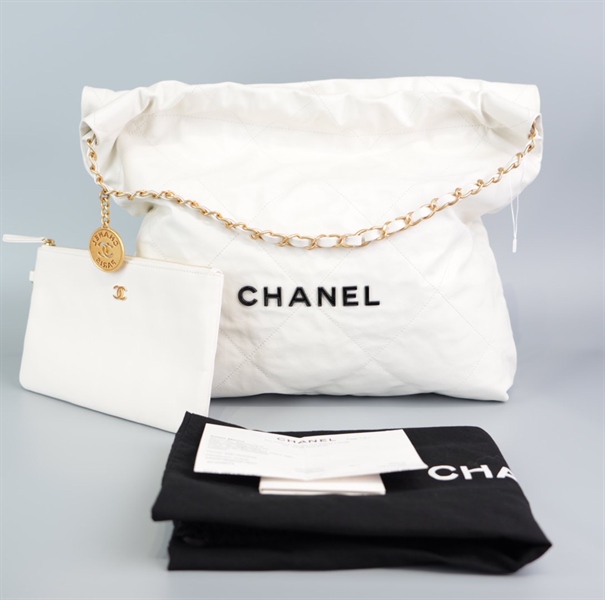 Túi Chanel trắng da mềm kèm pound KG+
