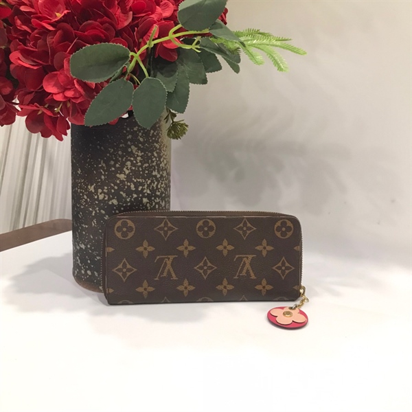 Ví LV hoa hồng KG+